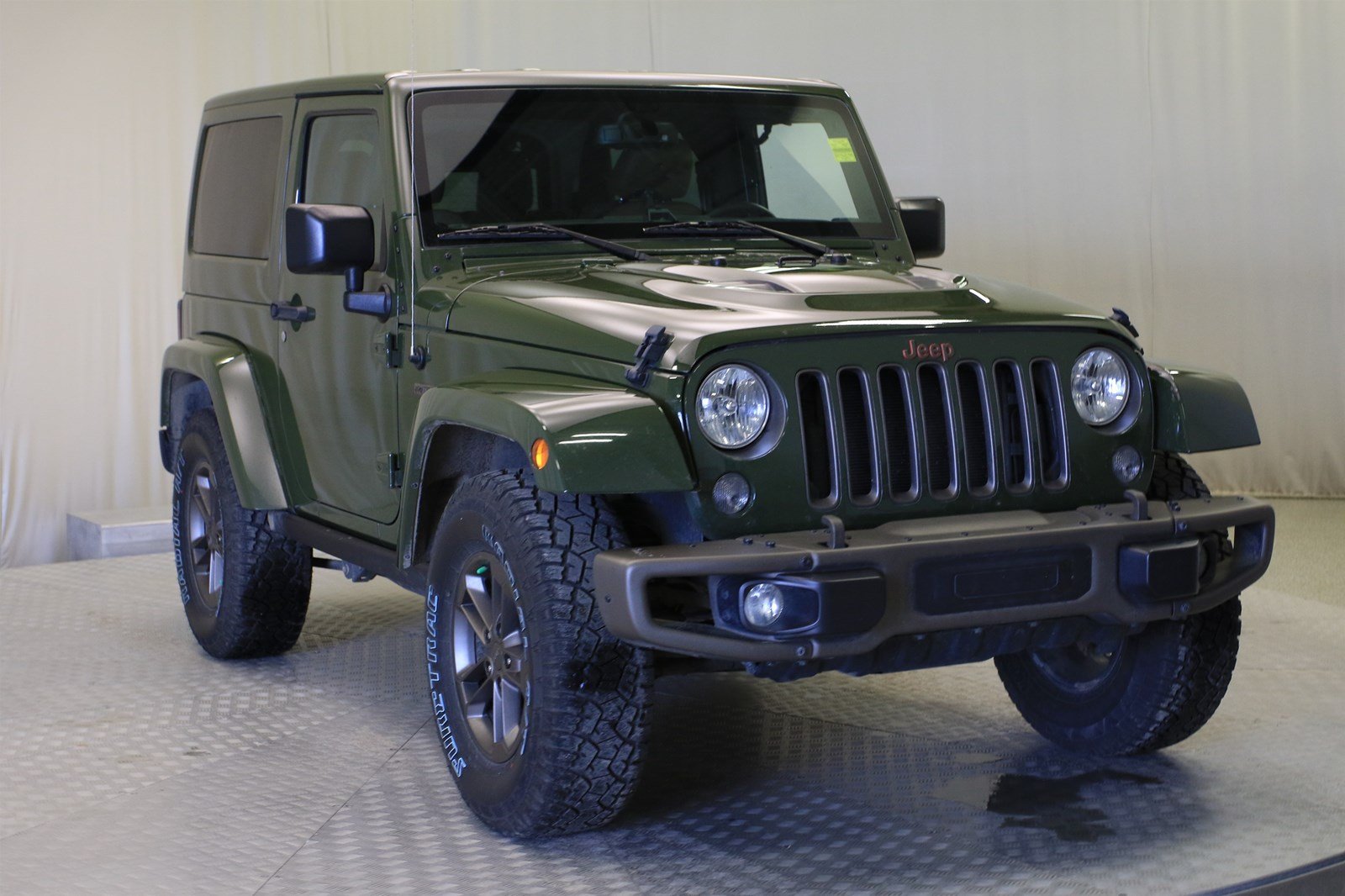 Pre Owned 2022 Jeep Wrangler Convertible  Leather 