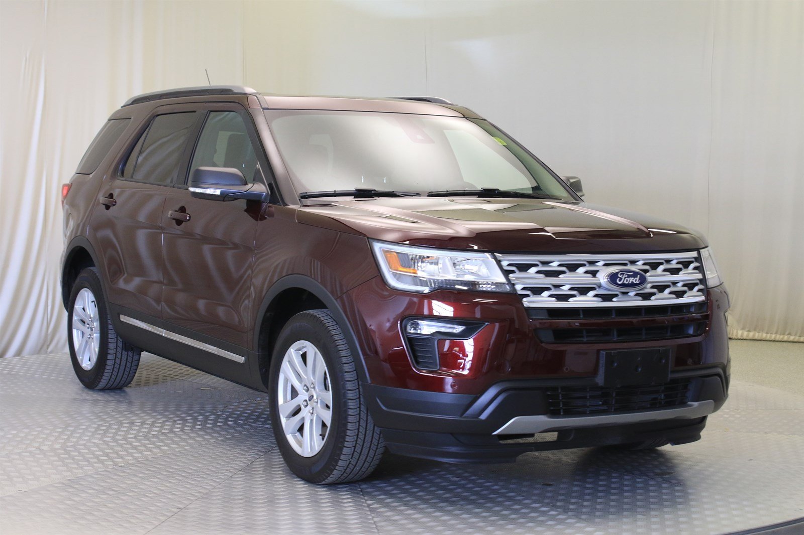 Pre-Owned 2019 Ford Explorer XLT 4WD | Leather | Sunroof | SUV in