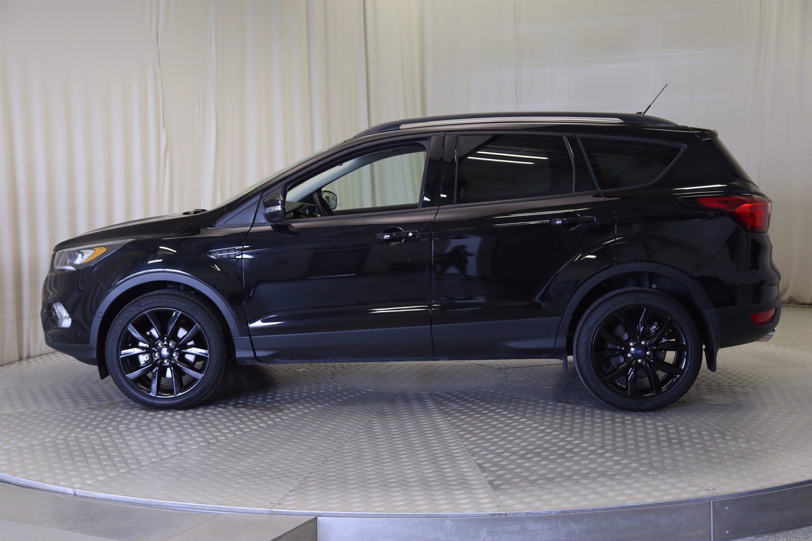 Pre-Owned 2019 Ford Escape Titanium EcoBoost™ 4WD SUV in Regina #90061A ...